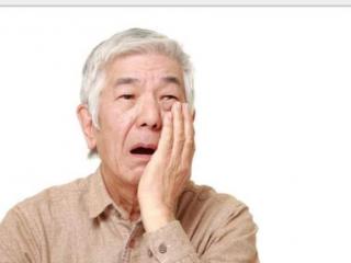 梦到牙齿松动（松动了的牙齿还能恢复吗）