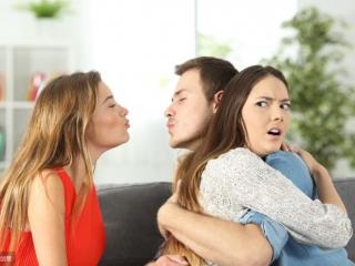 婚内出轨法律怎么处理（婚内出轨需要负哪些法律责任）