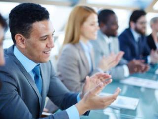 会议开场白台词大全（超实用的会议开场白）