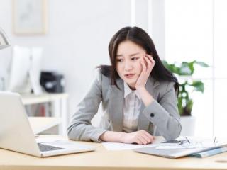 喜欢一个人他不理你怎么办，男朋友生气不理我怎么办