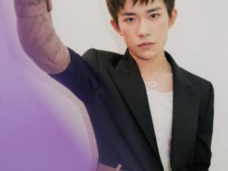 长脸适合什么发型男，长脸男生适合啥发型