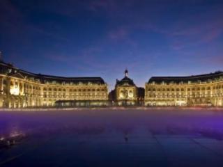 法国国旗的含义（法国国旗三色象征及寓意）