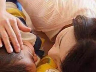 单亲妈妈和儿子（单亲妈妈与儿子同床睡15年）