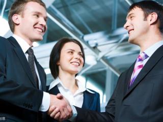 打电话说话技巧（不遭拒绝的电话沟通技巧）