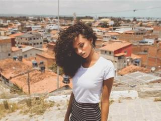 情感文字（触动心灵的经典情感语录）