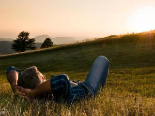 成熟男人的表现，说明他开始变得成熟
