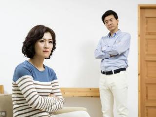 夫妻伤感情的句子（夫妻间伤人的4句话）