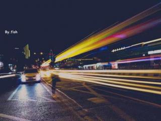 和初恋男友滚床单（我出轨了我闺蜜的初恋男友）