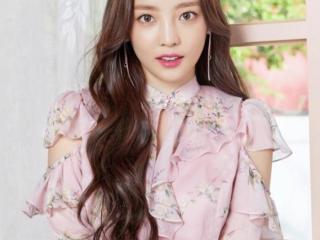 韩国女星潜规则图片（韩国女网红披露娱乐圈潜规则）