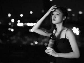 心碎的个性签名（16句让人伤感心碎的个性签名）