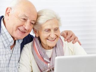 狗和牛相配婚姻如何（属鸡和属狗的相配吗）