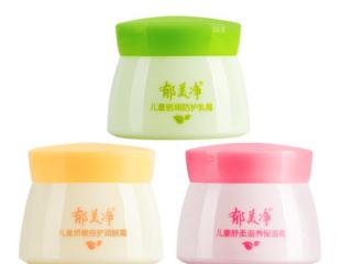 国内化妆品牌排行榜（国产化妆品哪个牌子好）