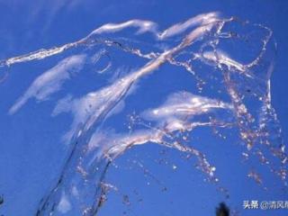 错过一个人的心情说说（错过一个人的经典说说）