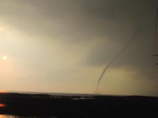 龙吸水是什么意思（龙吸水是什么怎么回事如何形成）