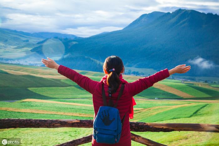 出去玩的心情发朋友圈朋友圈打动人心的旅游心情大全