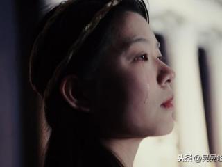 男人背后的女人（男人背后的那个女人）