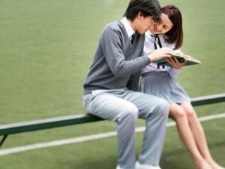 治男朋友玩游戏的方法（对付男友玩游戏不理人）