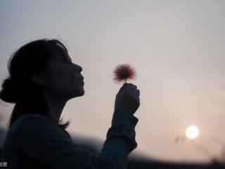 致自己生日感悟的句子（祝自己生日快乐的句子）