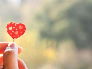 就是喜欢勾引你，这些星座男就只爱勾引妳追求刺激