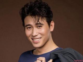 李乃文个人资料（李乃文个人资料照片有什么背景）