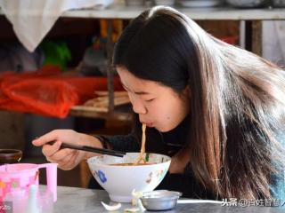 放下就是幸福（放下就是幸福和快乐）