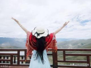 同学之间的友谊的句子（描写同学情谊的句子）