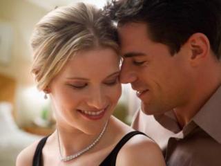 一个不在乎你哭的男人（不舍得让你哭泣的男人）