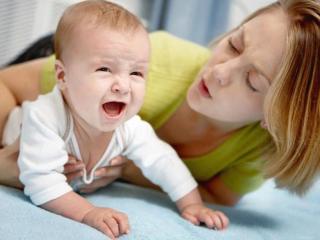 婴儿肠绞痛最有效的办法（5个方法能有效帮宝宝缓解肠绞痛）