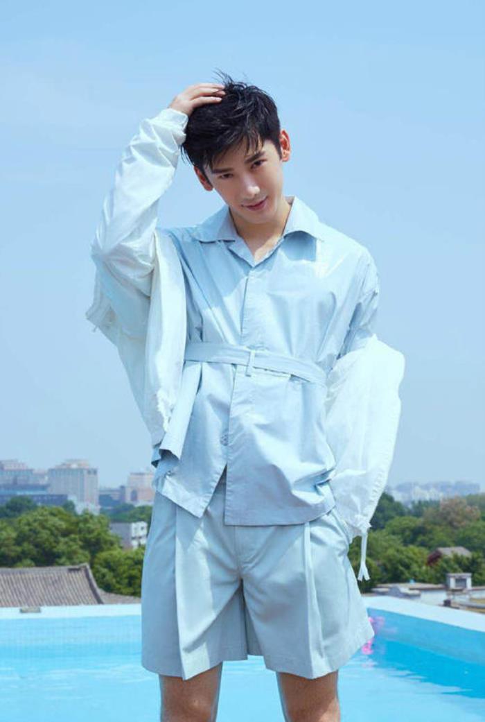 扣1张彬彬,2张云龙,3高伟光,4刘芮麟.