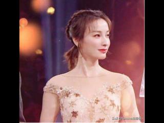 吴昕是怎么减掉小粗腿（吴昕的小粗腿变成女团腿）