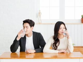 我与单位退休老大姐（和退休大姐走到一起）