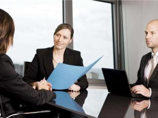 简短的求职自我介绍（请你做一个简短的自我介绍）