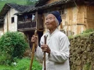 时光在等一个人（她用72年时光等他归来）