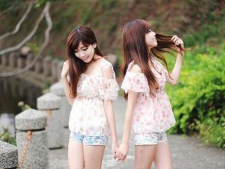 双胞胎姐妹一起上我（孪生姐妹共侍一夫是什么体验）