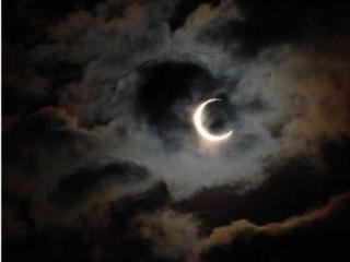 深夜朋友圈短句心情（挑句最符合你心情的发朋友圈）