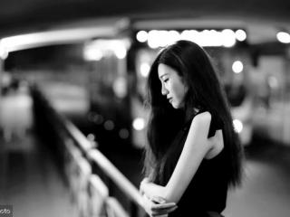 失恋个性签名一看就哭（失恋伤感想哭的个性签名大全）