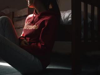 如何挽留男人（挽回出轨男人心的2大法则）