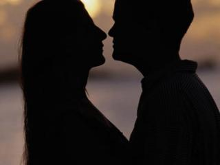 如何哄男朋友开心，男朋友生气了要怎么哄他开心