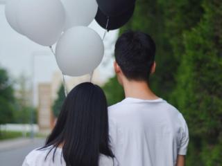 甜言蜜语大全（爱情里的甜言蜜语集）