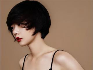 如何哄女朋友开心的套路，女朋友不开心时的渣男惯用技巧