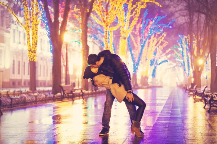 哄情人开心的暧昧情话27句情人节暖人情话