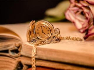 女人成熟经典的句子（女人成熟优雅的个性签名）