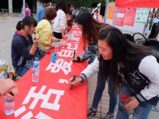 女宿舍管理员（女宿舍男宿管登热搜）