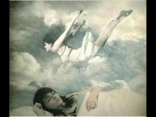 女人梦见掉牙但不流血，梦中出现掉牙又意味着什么