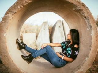 老公跟网友聊天暧昧怎么办（发现丈夫跟异性的暧昧聊天记录）