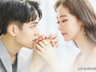 女人删除男人微信心理，女人主动联系男人的心理