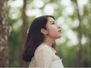 男生秒回但不主动联系，但从不主动找你的人