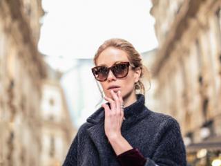 女人真爱一个人的表现，会在这三个地方表现出来