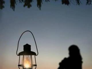 信任变成失望的句子（期许和信任给得太多）