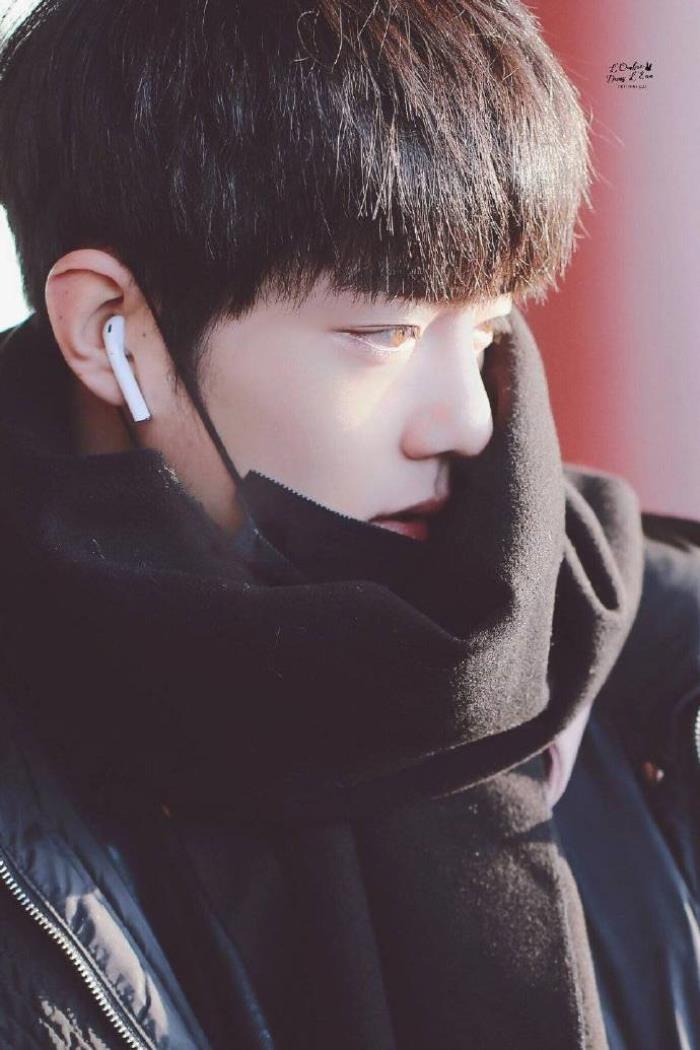 男生被惊艳到的眼神肖战的瑞凤眼太令人惊艳